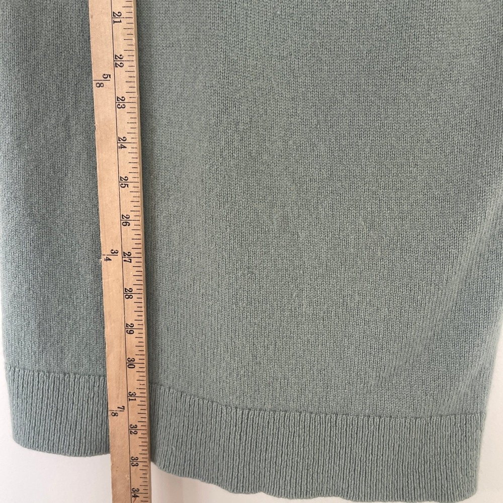 Uniqlo Wool Crew Neck Long Sleeve Knit Sweater Dress Muted Teal Girls Size 9-10 - Picture 8 of 9